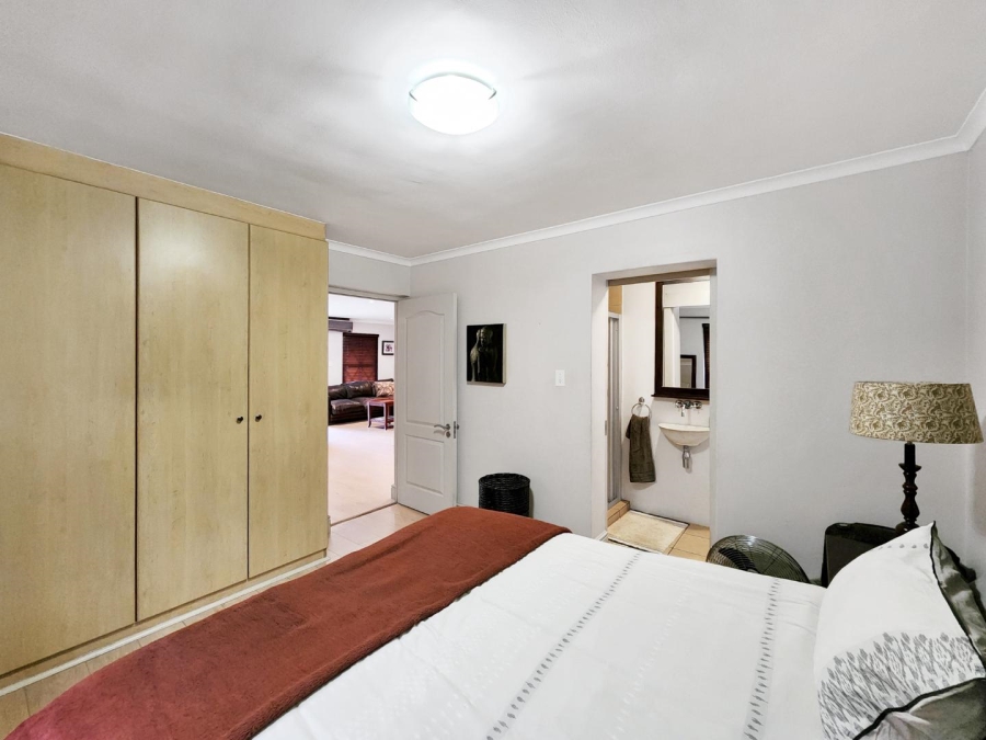 To Let 2 Bedroom Property for Rent in Gardens Western Cape